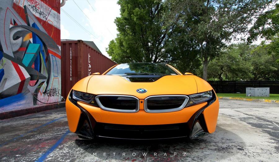  BMW i8 Matte Orange by MetroWrapz 2016 года  (фото 3 из 8)